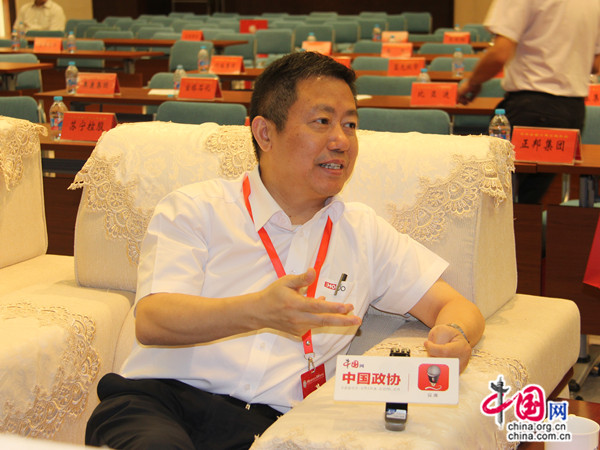 紅豆為什么贏？看周氏三代從手工作坊到國際布局